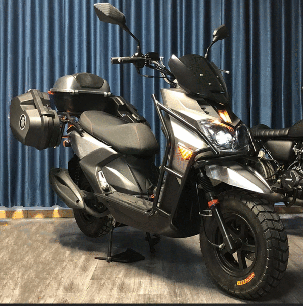 Scooter todoterreno TTX Bobcat de 150 cc .Superoferta 651,69€